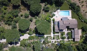 Seasonal rental Property Gassin