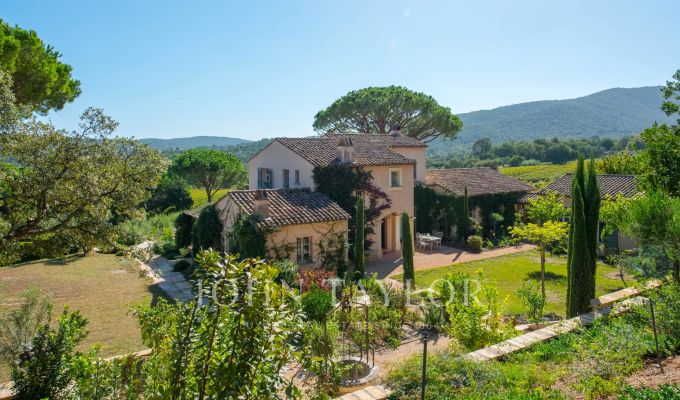 Seasonal rental Property Gassin
