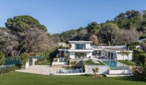 Seasonal rental Property Le Cannet