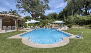 Seasonal rental Property Ramatuelle