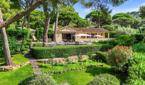 Seasonal rental Property Ramatuelle