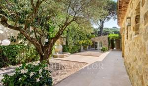 Seasonal rental Property Ramatuelle
