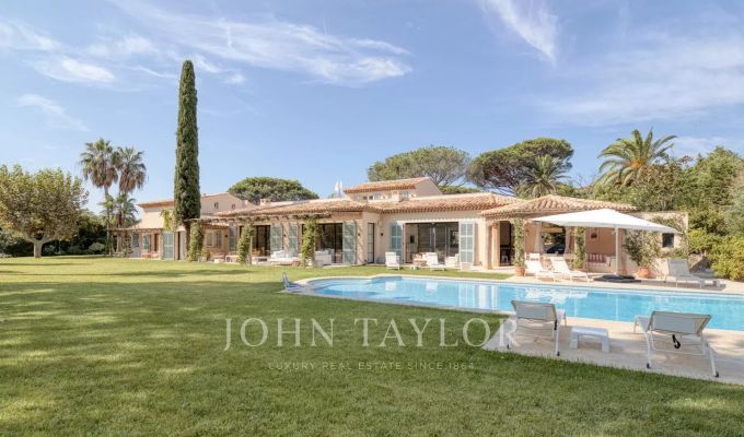 Seasonal rental Property Ramatuelle