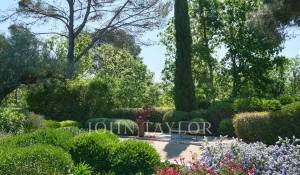 Seasonal rental Property Tourrettes