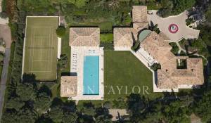 Seasonal rental Property Tourrettes