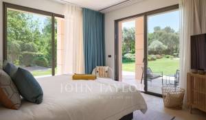 Seasonal rental Property Tourrettes