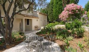 Seasonal rental Property Vallauris
