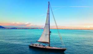 Seasonal rental Sailing Yacht Saint-Tropez