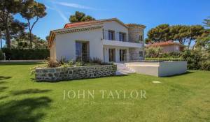 Seasonal rental Villa Antibes