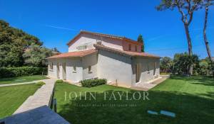 Seasonal rental Villa Antibes