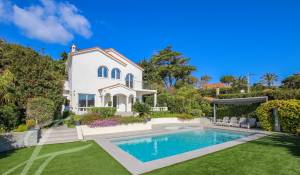 Seasonal rental Villa Antibes