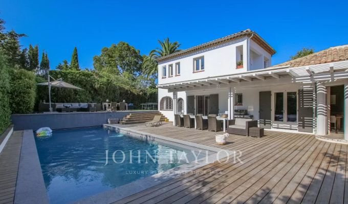 Seasonal rental Villa Antibes