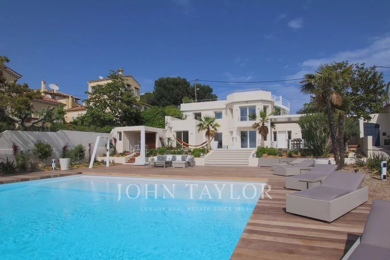 Ad Seasonal rental Villa Cap d'Antibes (06160), 7 Rooms, 12 Capacity