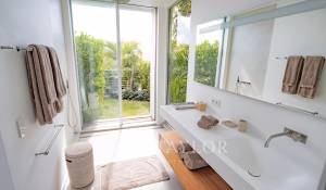 Seasonal rental Villa Corossol