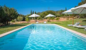 Seasonal rental Villa Es Cubells