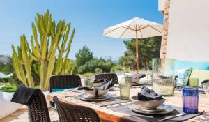 Seasonal rental Villa Es Cubells