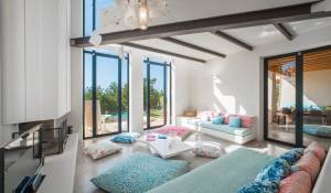 Seasonal rental Villa Es Cubells