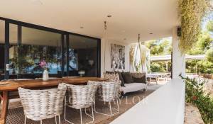 Seasonal rental Villa Es Cubells