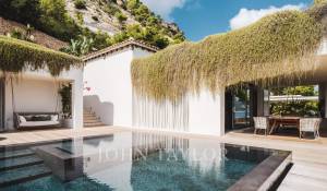 Seasonal rental Villa Es Cubells