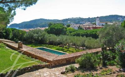 Seasonal rental Villa Girona
