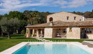 Seasonal rental Villa Roquefort-les-Pins