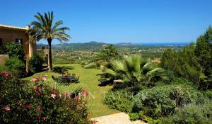 Seasonal rental Villa Santa Eularia des Riu