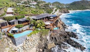 Seasonal rental Villa Toiny