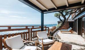Seasonal rental Villa Toiny