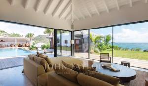 Seasonal rental Villa Toiny