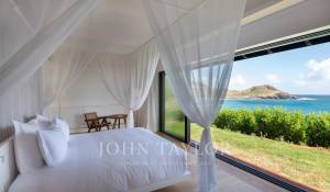 Seasonal rental Villa Toiny