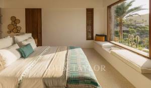 Seasonal rental Villa Toiny
